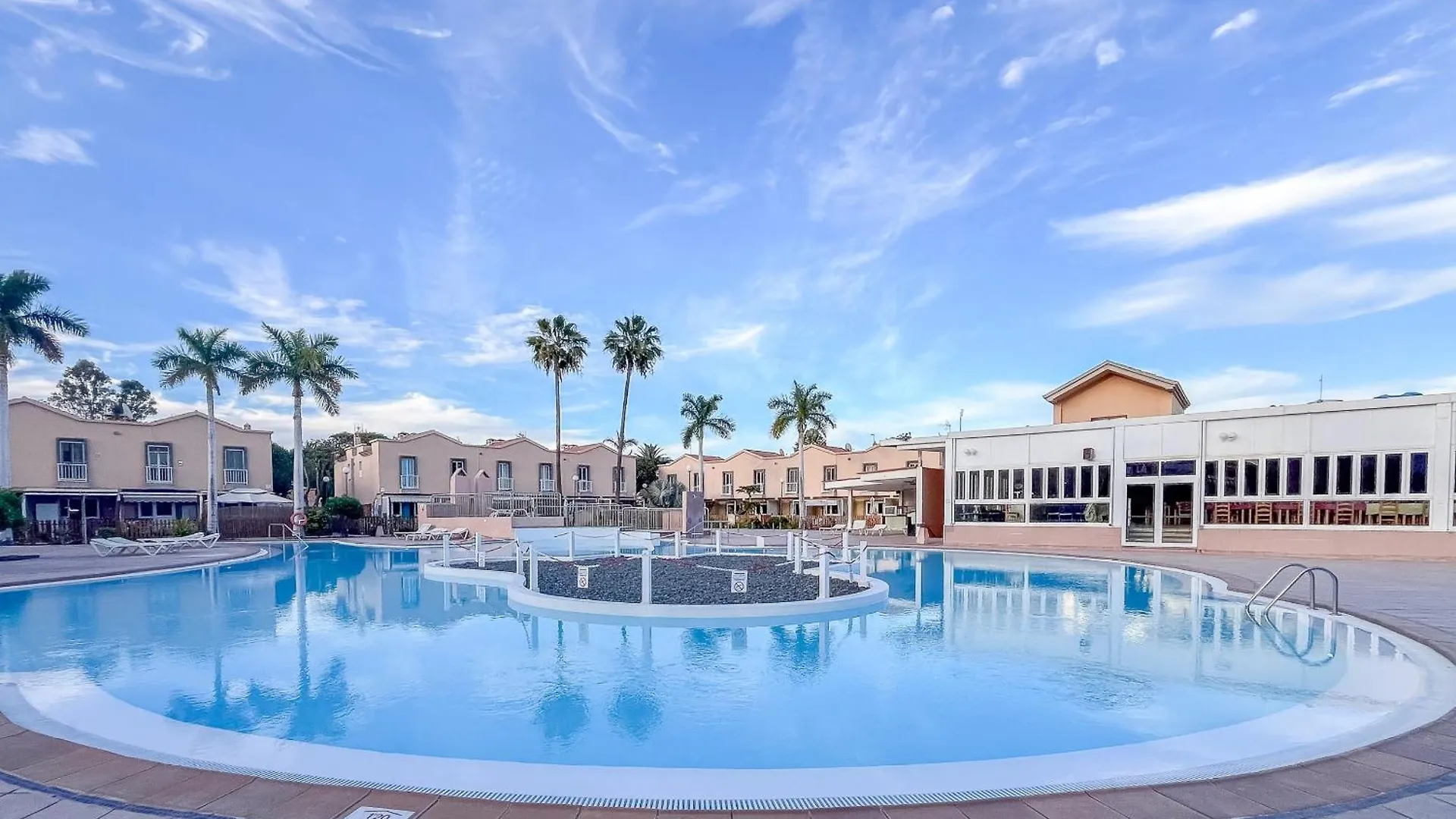 Holiday home Maspalomas Aircon Duplex - Terrace & Pool San Bartolome de Tirajana